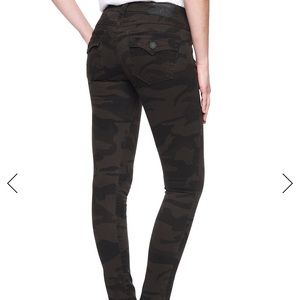 True Religion Skinny Camo Jeans Size 29